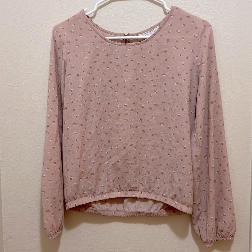 Women’s shirt